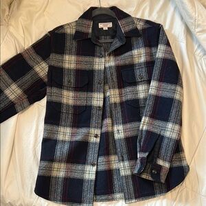 Navy Blue Plaid Lightweight Flannel Jacket